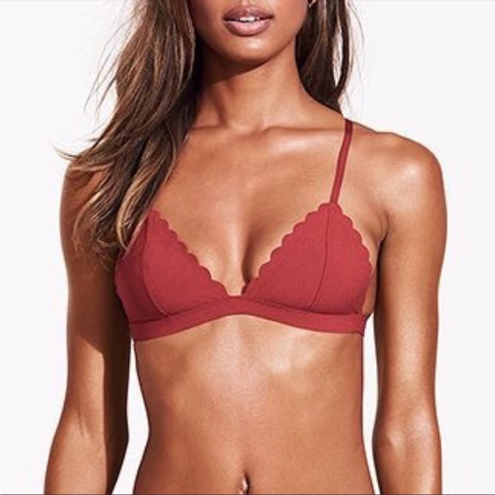 Victoria’s Secret Scalloped Bralette Size M‎